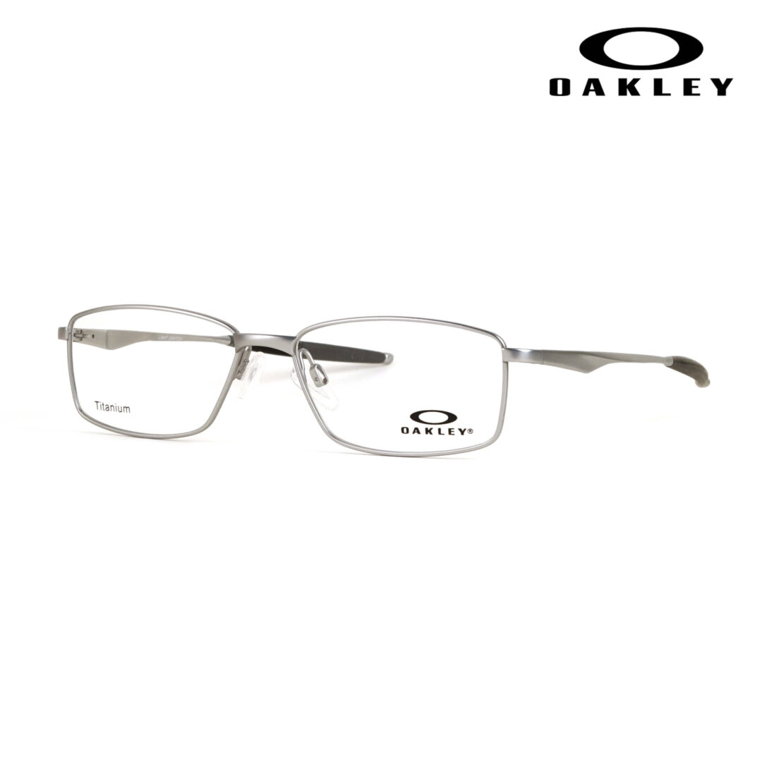 Oakley® LIMIT SWITCH OX5121 0353 Titanium